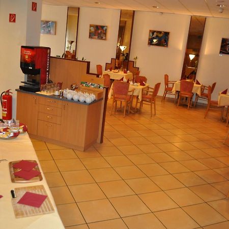 Trip Inn Hotel Frankfurt Airport Рюссельсгайм Екстер'єр фото