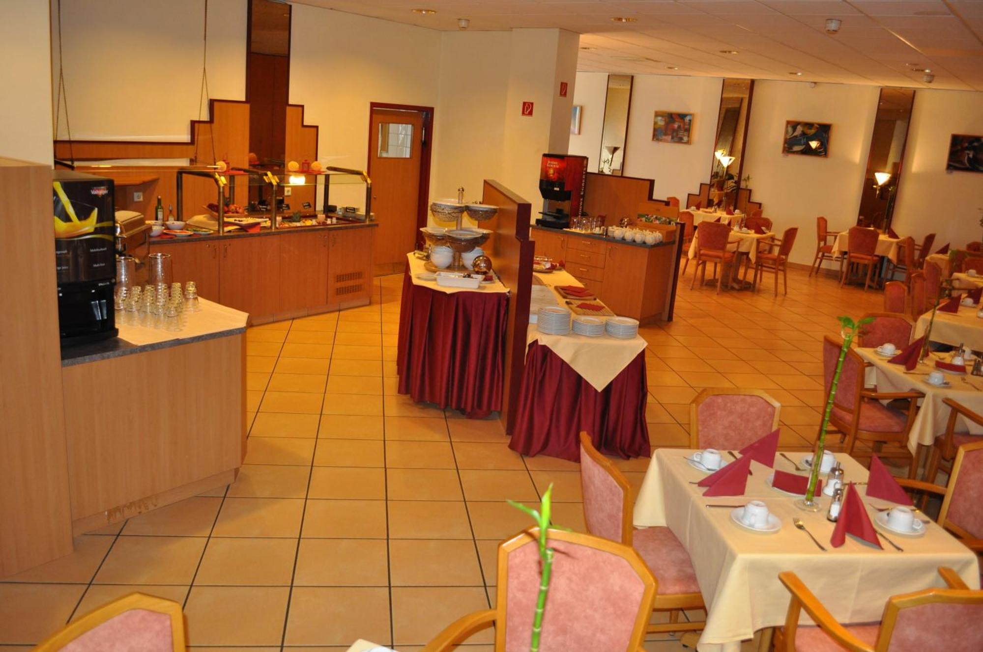 Trip Inn Hotel Frankfurt Airport Рюссельсгайм Екстер'єр фото