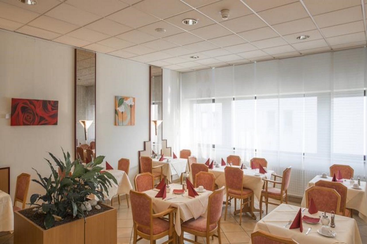 Trip Inn Hotel Frankfurt Airport Рюссельсгайм Екстер'єр фото
