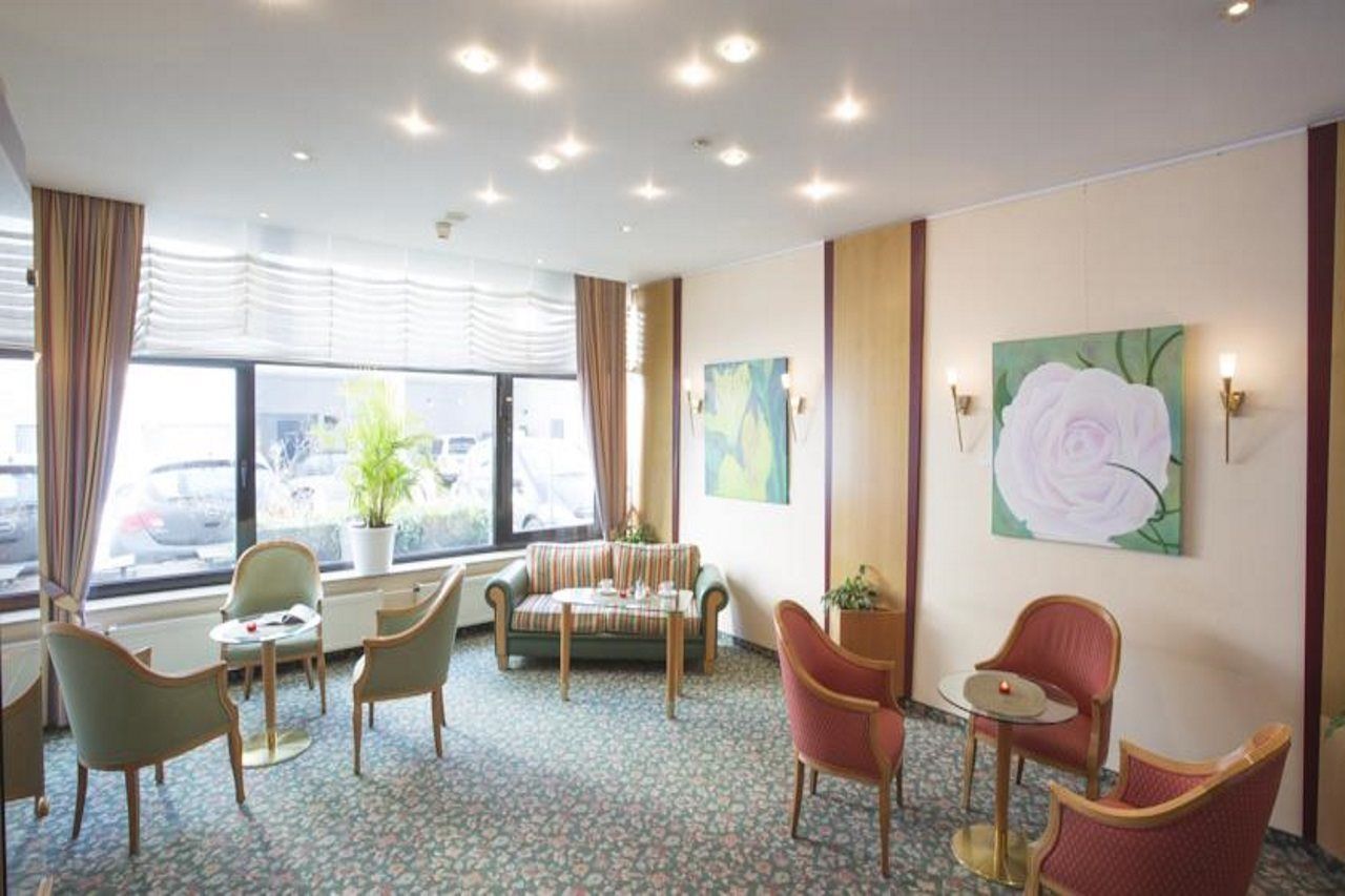 Trip Inn Hotel Frankfurt Airport Рюссельсгайм Екстер'єр фото