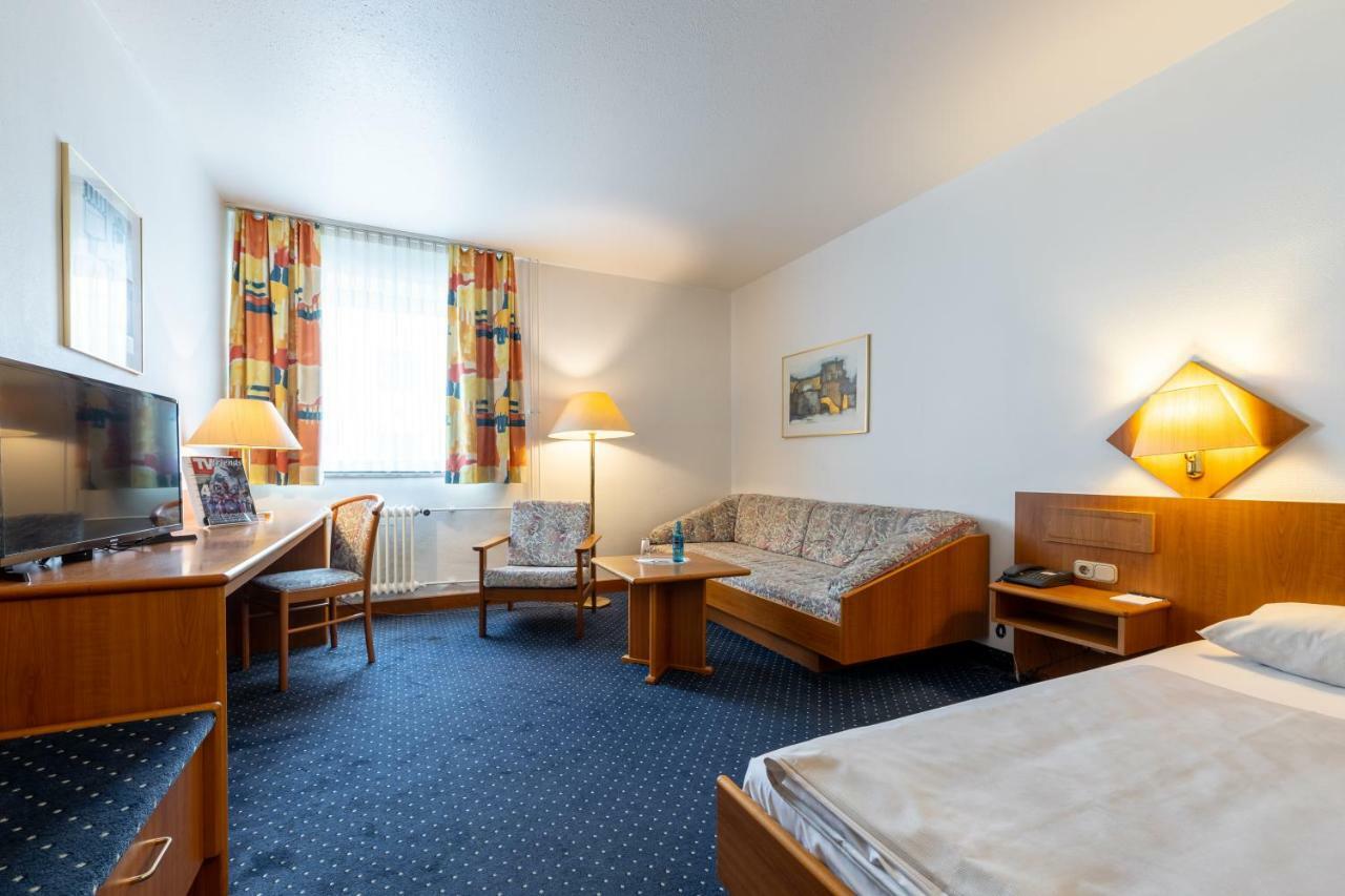 Trip Inn Hotel Frankfurt Airport Рюссельсгайм Екстер'єр фото
