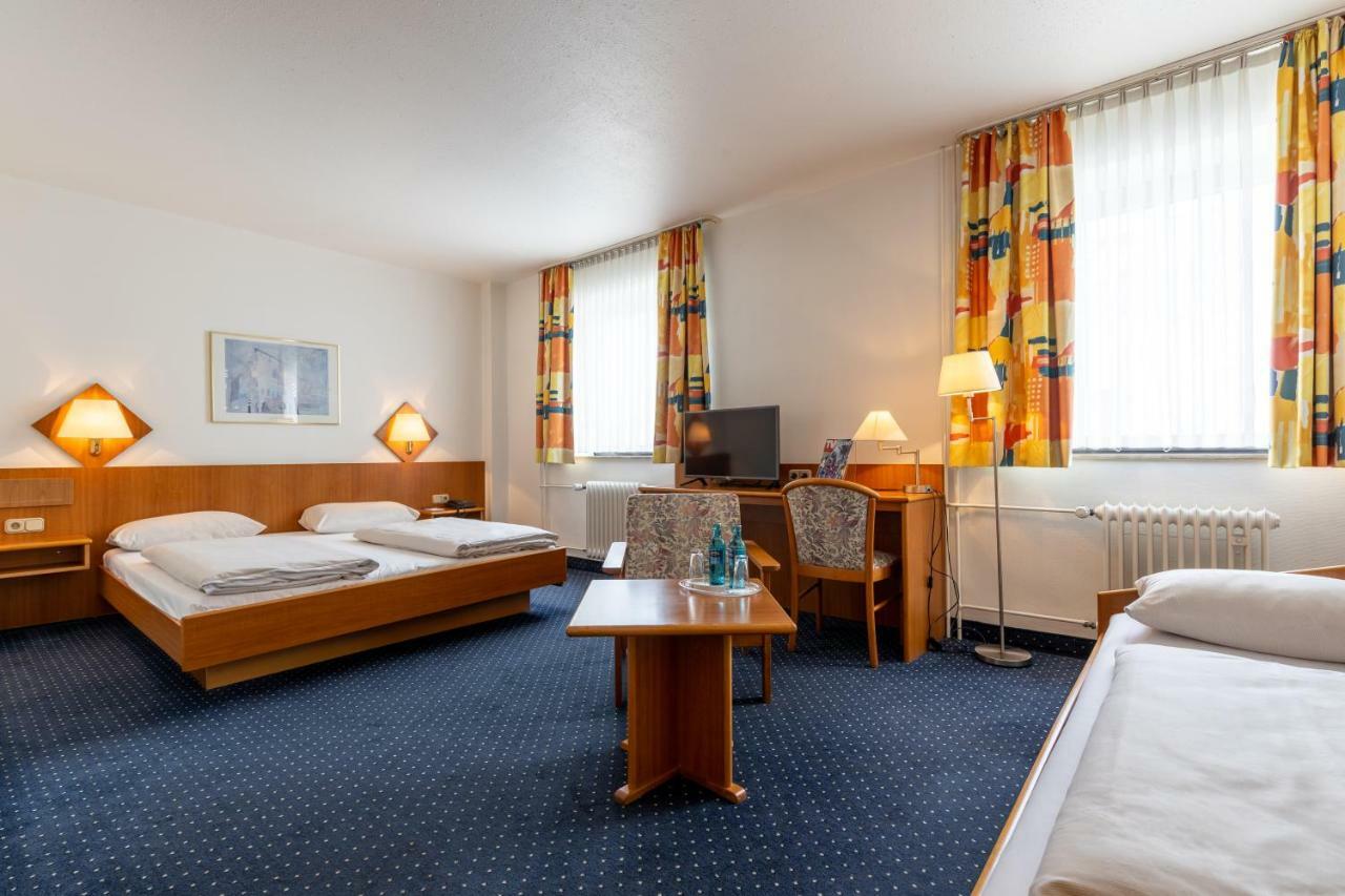 Trip Inn Hotel Frankfurt Airport Рюссельсгайм Екстер'єр фото