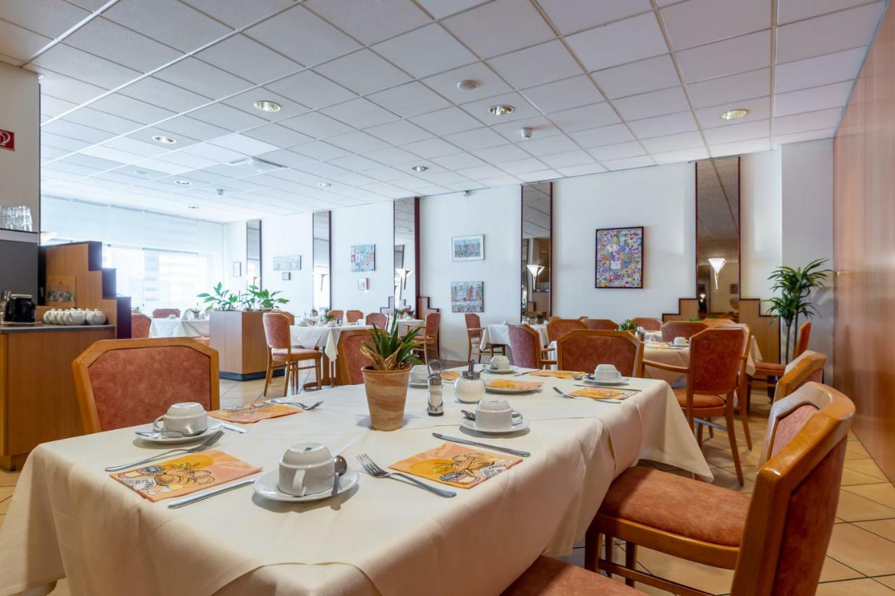 Trip Inn Hotel Frankfurt Airport Рюссельсгайм Екстер'єр фото